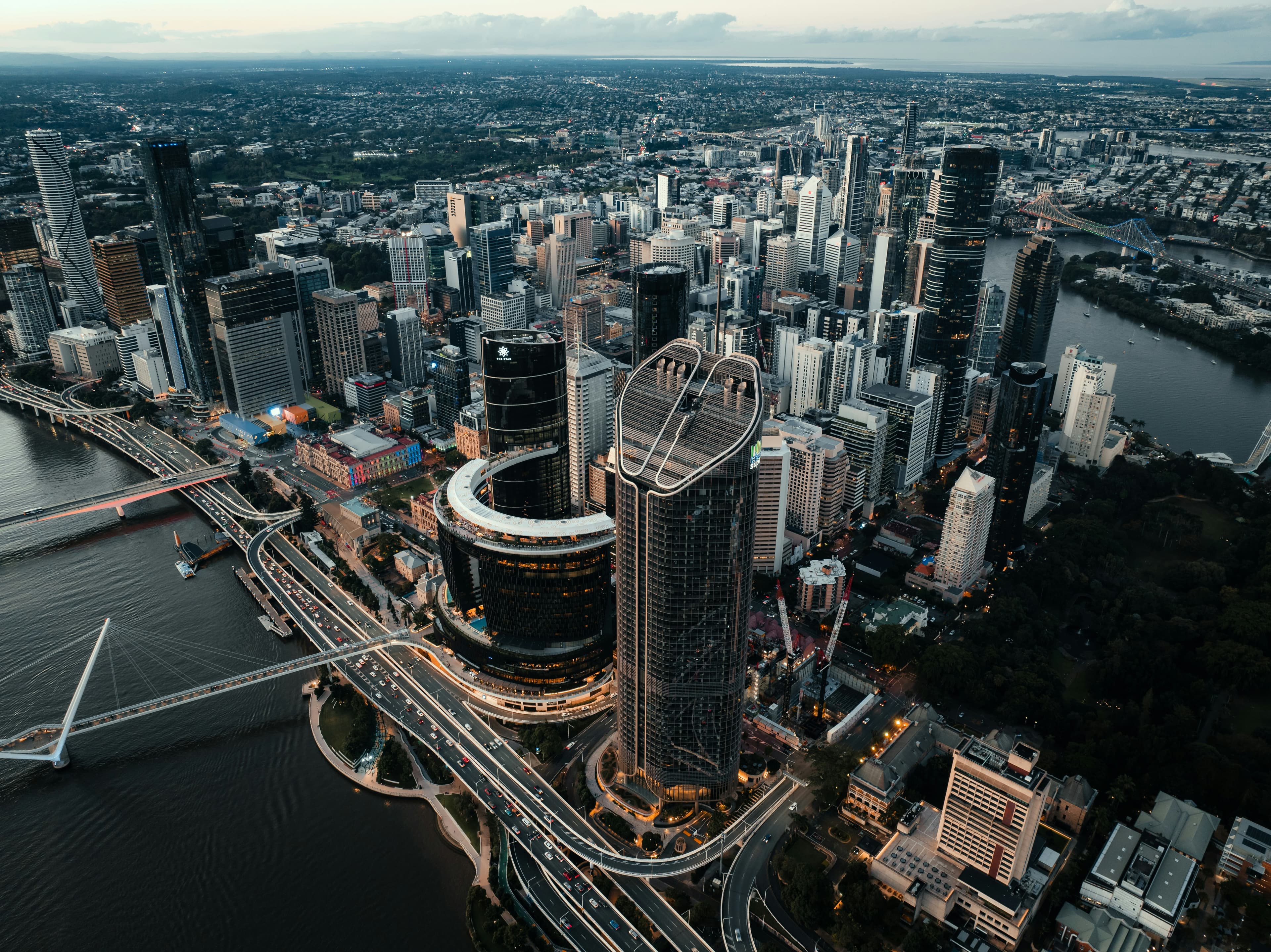 Brisbane skyline at dusk